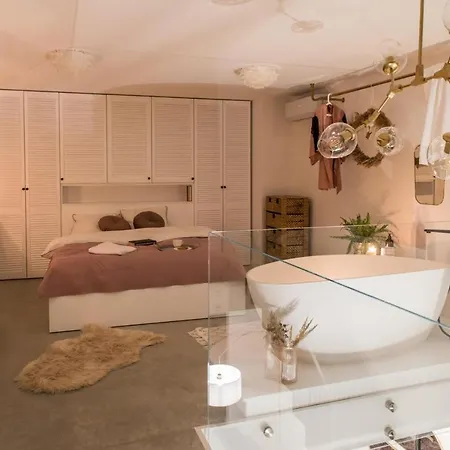 Hedo & Art Loft - Old Town Poznan