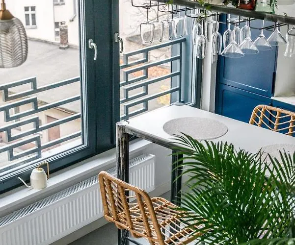 Hedo & Art Loft - Old Town * 포즈난